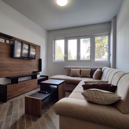Apartments & Restaurant Pirlitor Žabljak Dış mekan fotoğraf