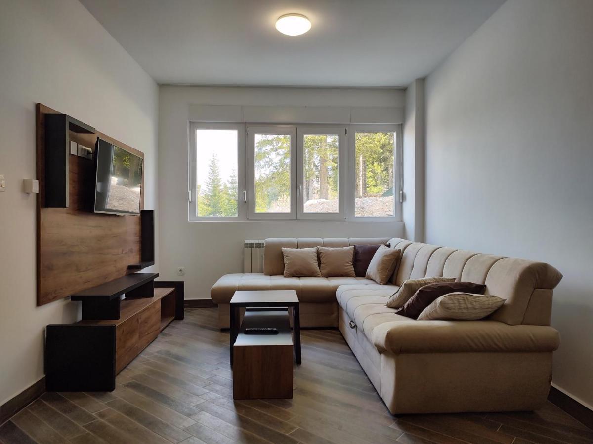 Apartments & Restaurant Pirlitor Žabljak Dış mekan fotoğraf