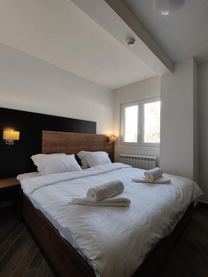Apartments & Restaurant Pirlitor Žabljak Dış mekan fotoğraf
